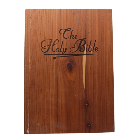 Holy Bible Memorial Edition Wood Cedar Union Made Box Jesus Religious Book - Picture 1 of 12